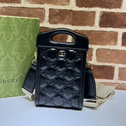 FASH Gucci Bag 2212YA0027