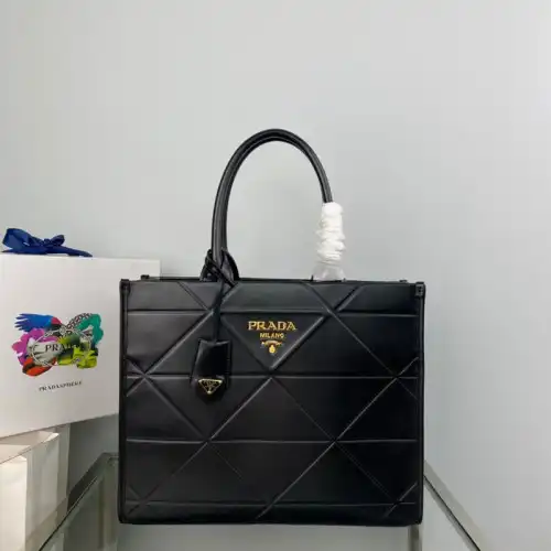 Prada Bag 2212YA0030