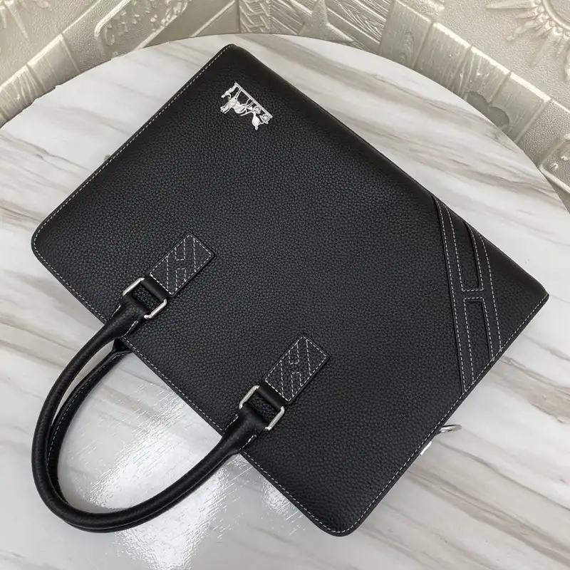 Hermès Bag 2212YZ0003