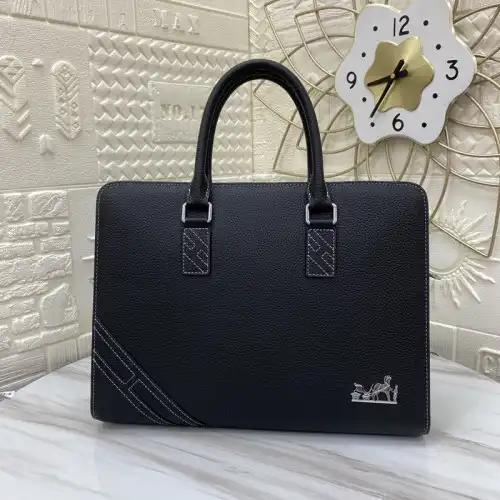 Hermès Bag 2212YZ0003