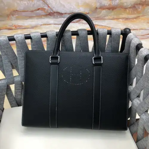 Hermès Bag 2212YZ0005