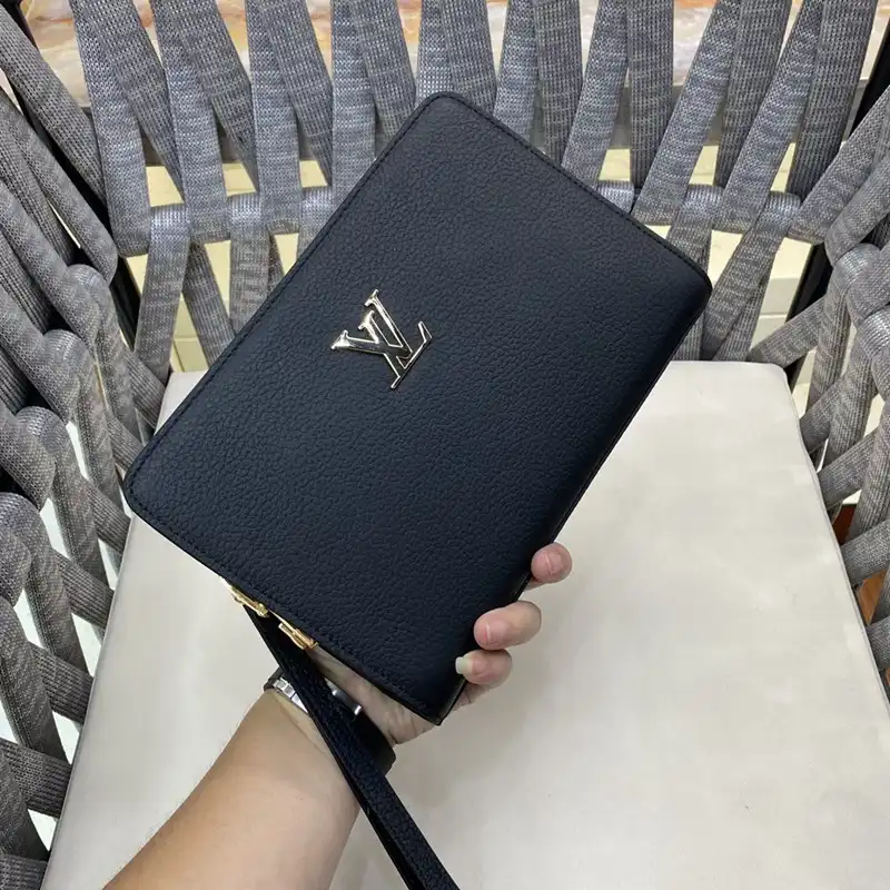 Fashionrep LV Bag 2212YZ0014