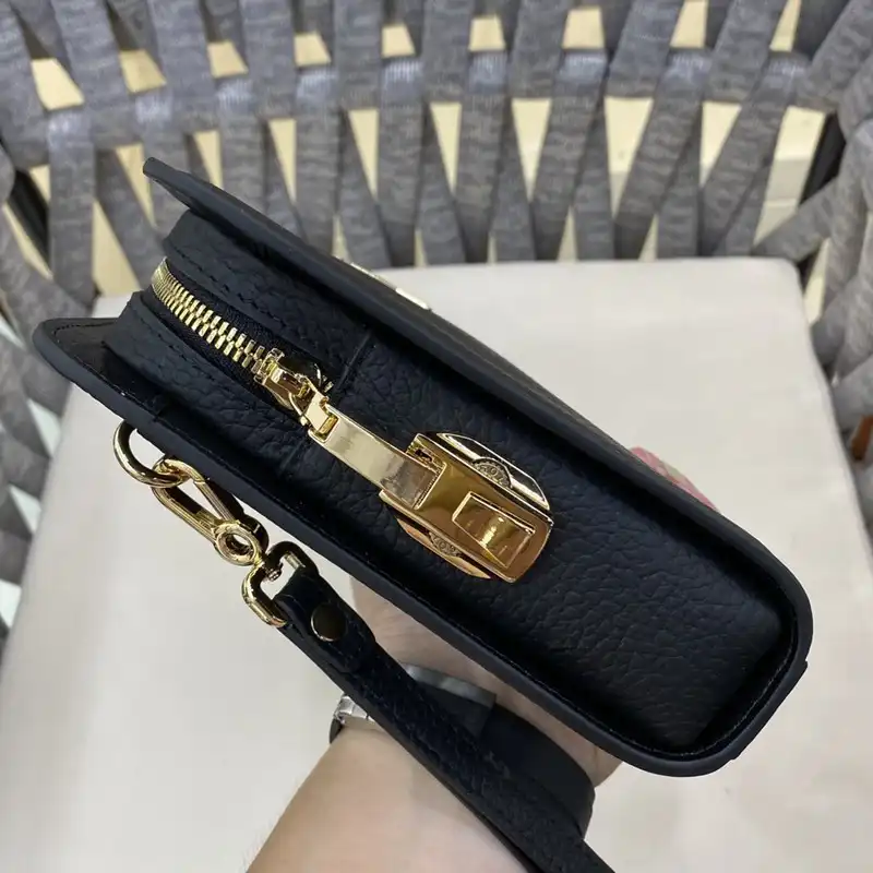 Fashionrep LV Bag 2212YZ0014