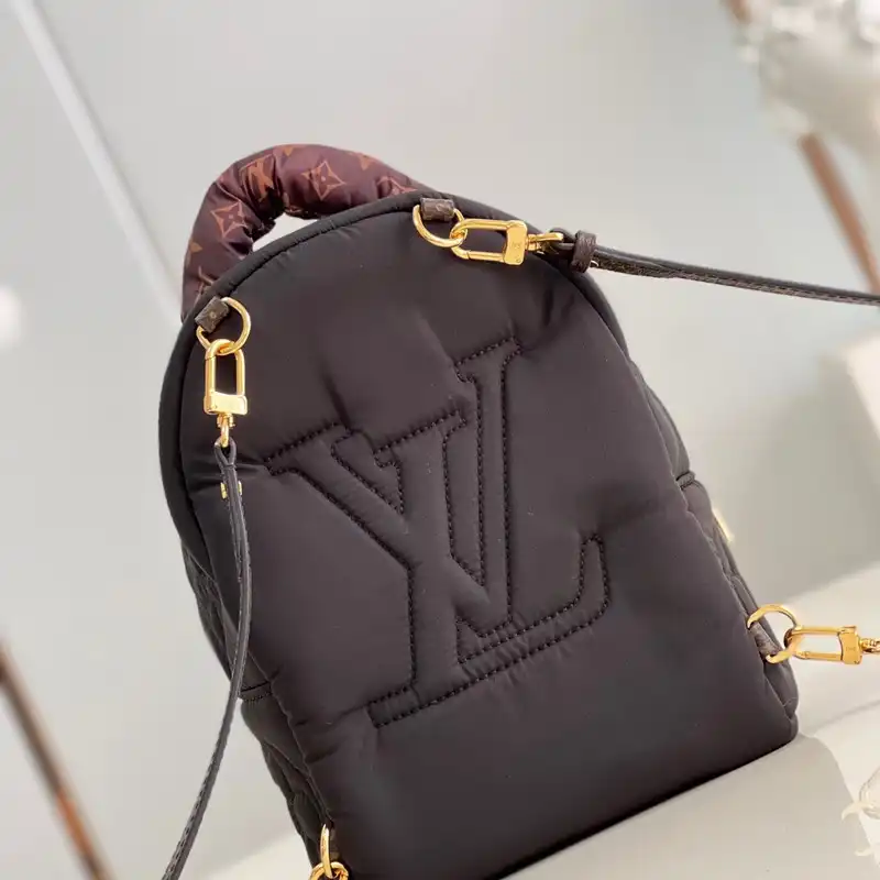 FASH LOUIS VUITTON Bag 2212YZ0021