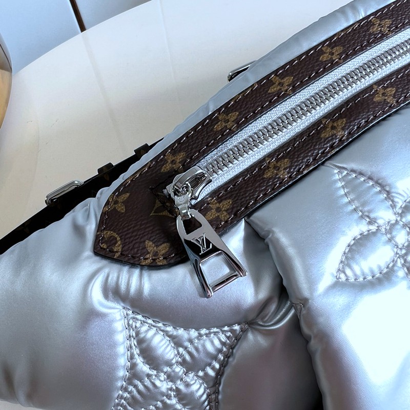 FASH LOUIS VUITTON Bag 2212YZ0022