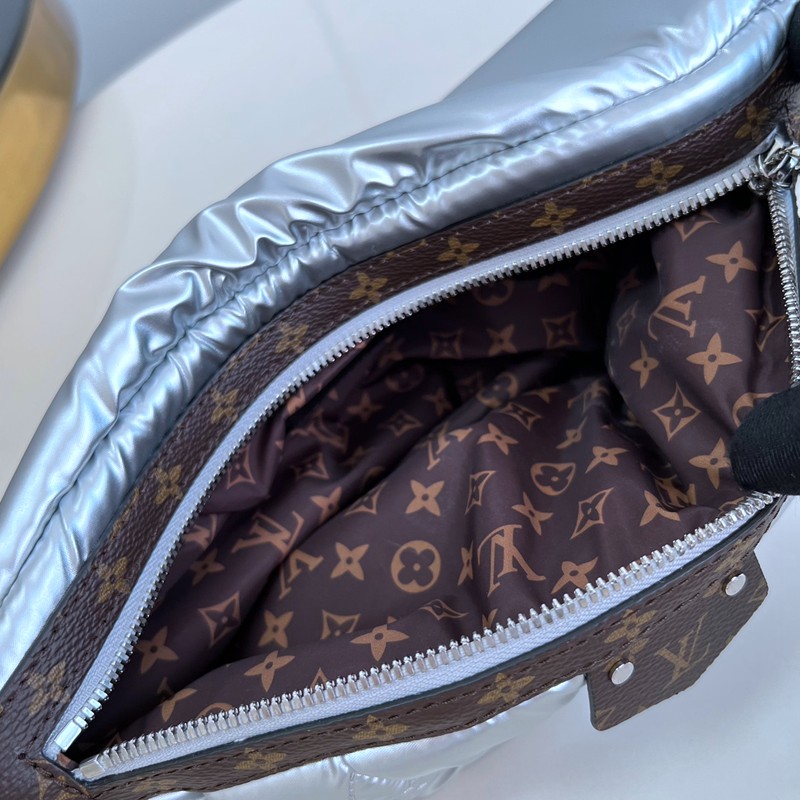 FASH LOUIS VUITTON Bag 2212YZ0022