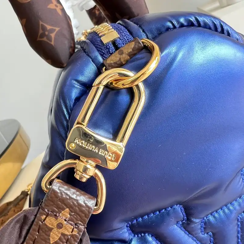 LV Bag 2212YZ0025