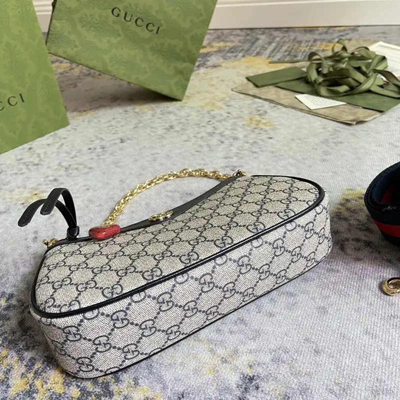 Gucci Bag 2301DJ0007