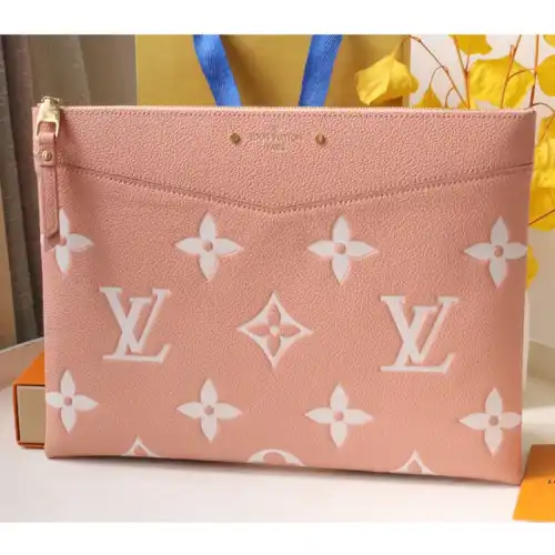 LV Bag 2301DJ0013