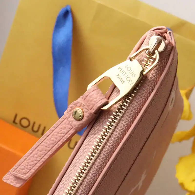 LV Bag 2301DJ0013