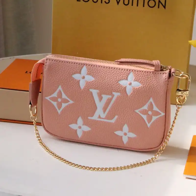 LV Bag 2301DJ0017