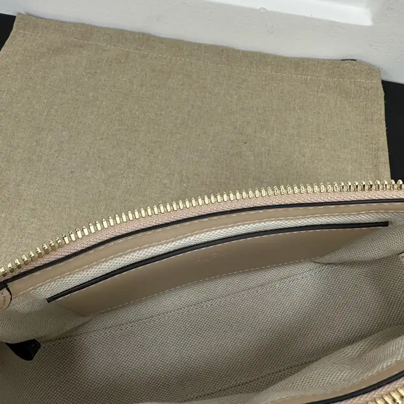 Cheap Gucci Bag 2301YA0016