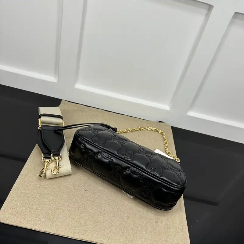 Cheap Gucci Bag 2301YA0017