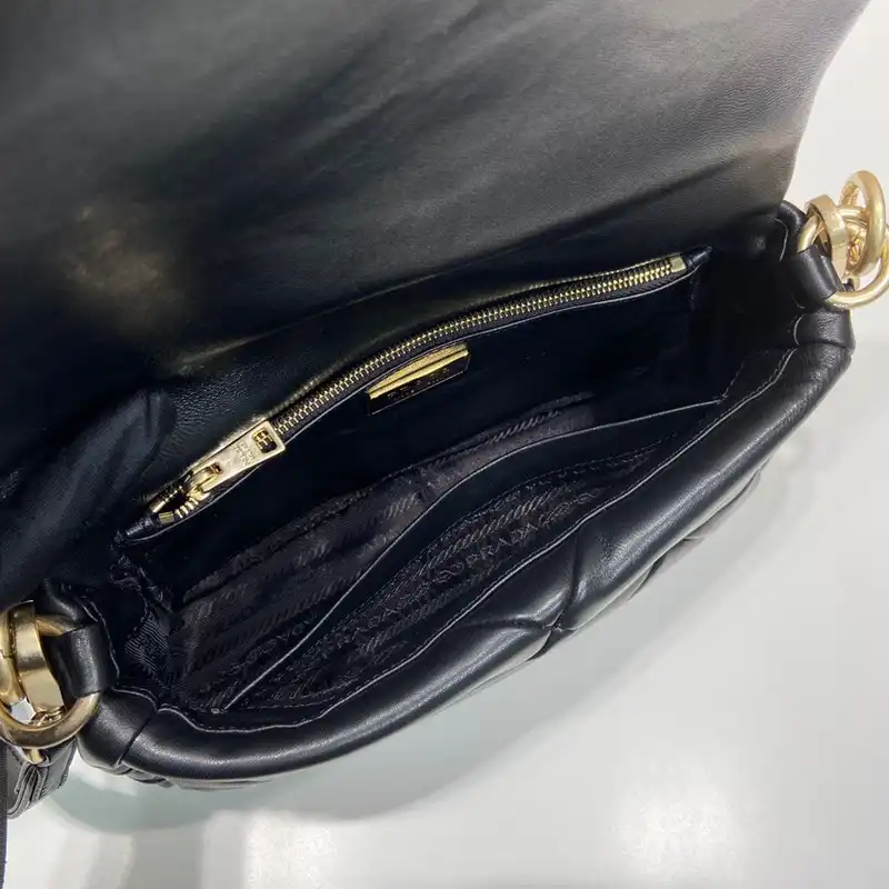 Prada Bag 2301YZ0001