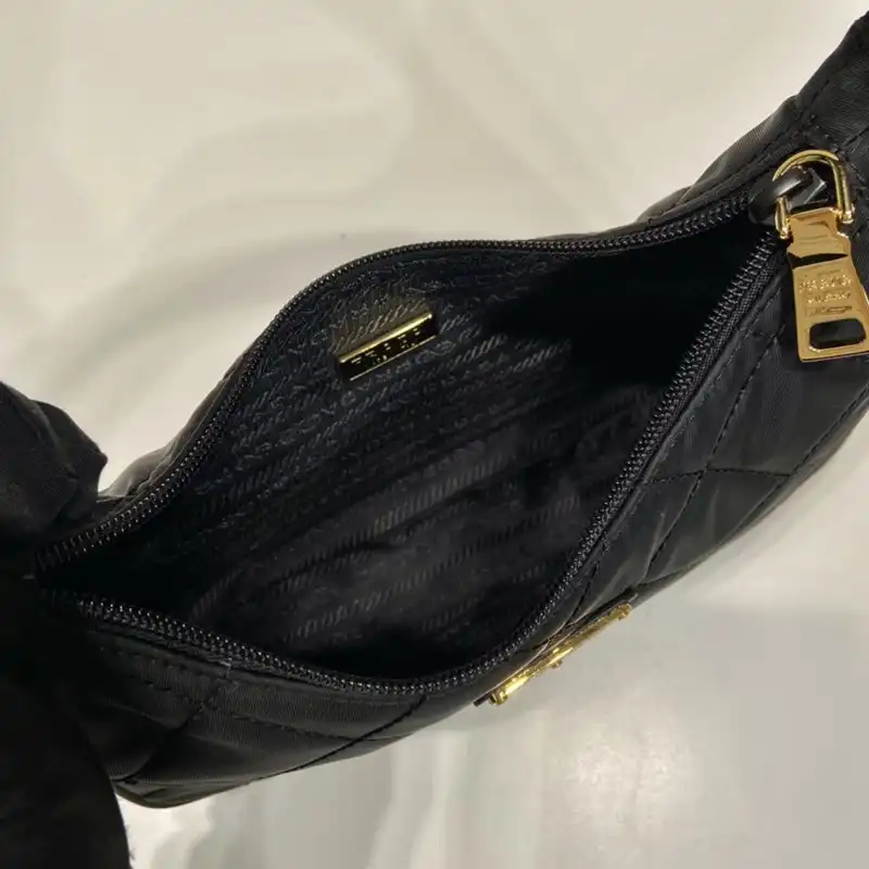 Prada Bag 2301YZ0008