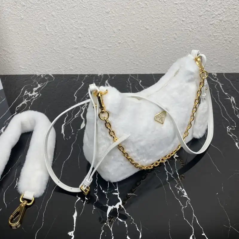 Fashionrepsfam ru Prada Bag 2301YZ0010