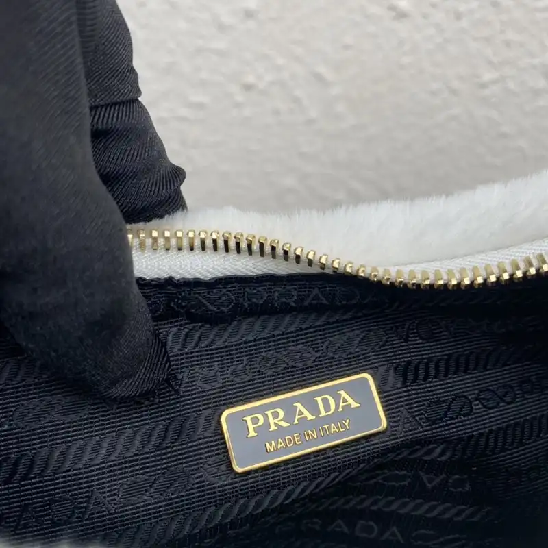 Prada Bag 2301YZ0010