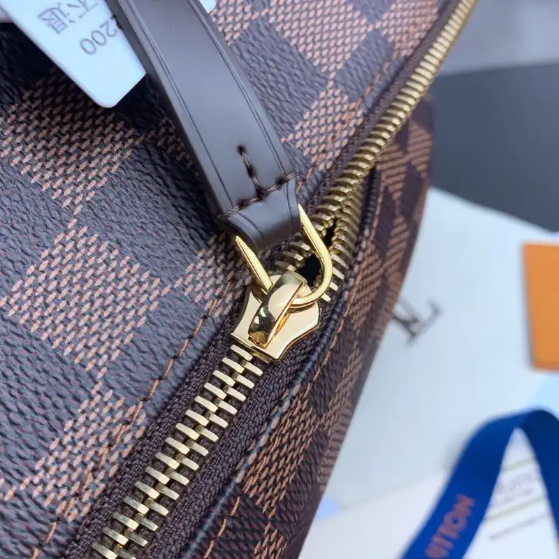 LV Bag 2301YZ0020