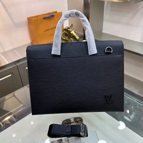 LV Bag 2301YZ0035