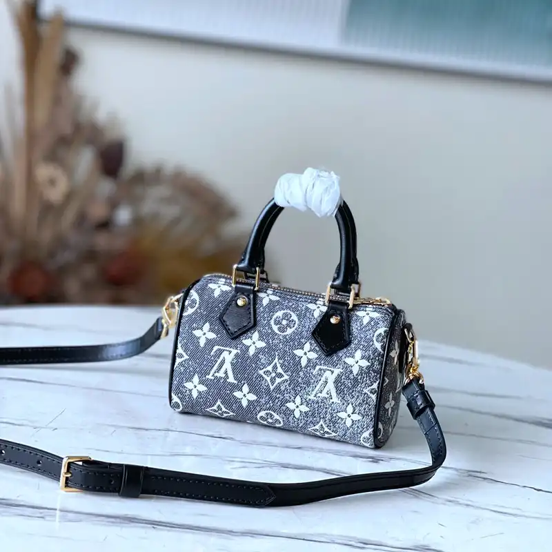 LV Bag 2301YZ0050