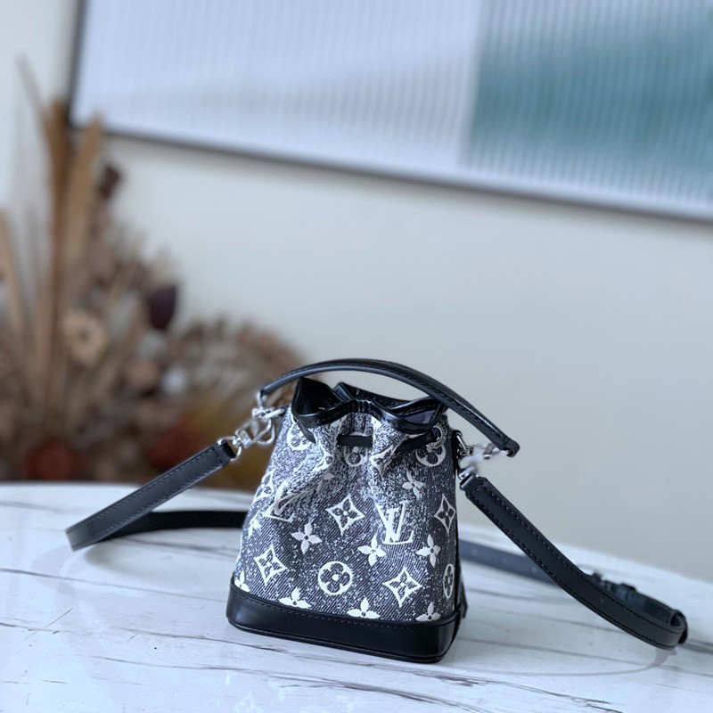 FASH LOUIS VUITTON Bag 2301YZ0052