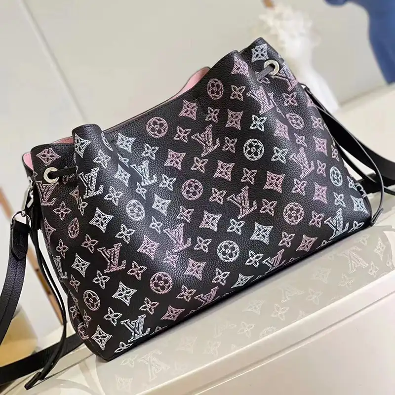 Fashionrepsfam ru LV Bag 2302HT0016