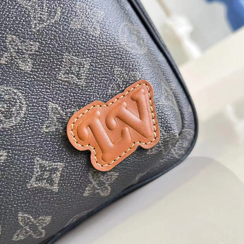 LV Bag 2302HT0022