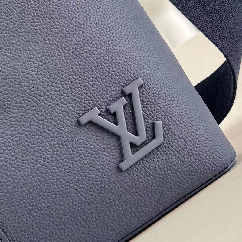 LV Bag 2302HT0023