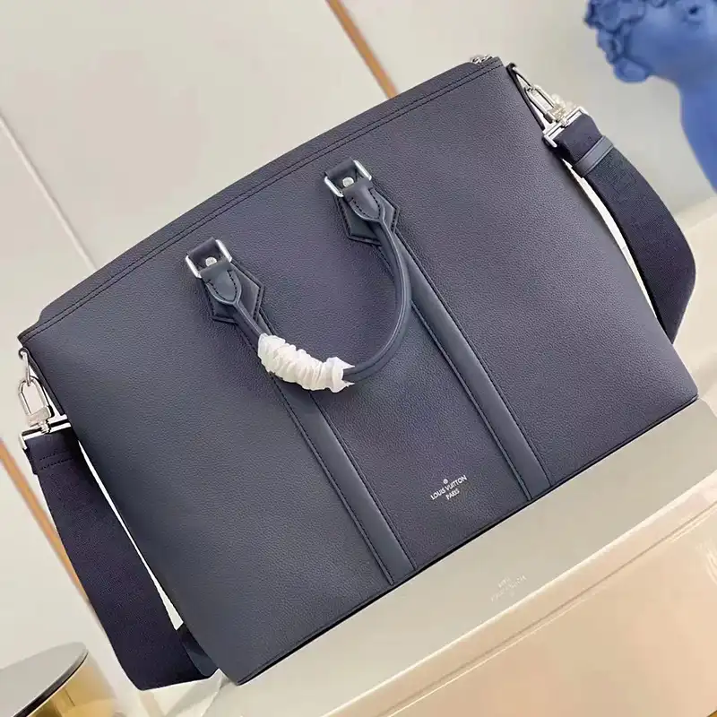 LV Bag 2302HT0023