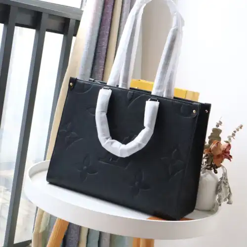 LV Bag 2302HT0048