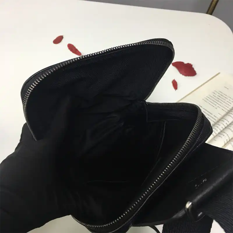 Fashionrepsfam ru LV Bag 2303HT0018