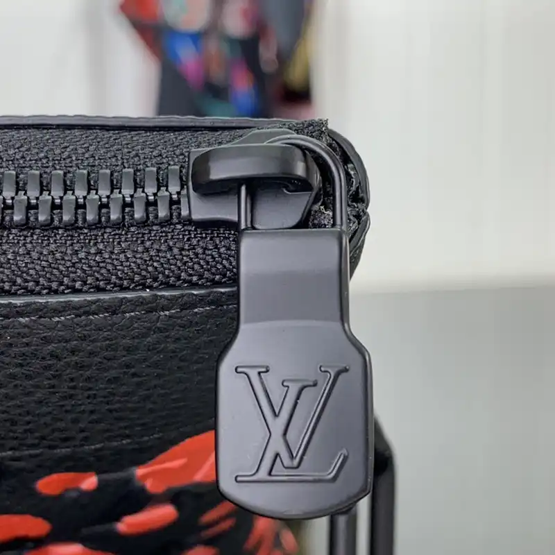 LV Bag 2304DJ0005