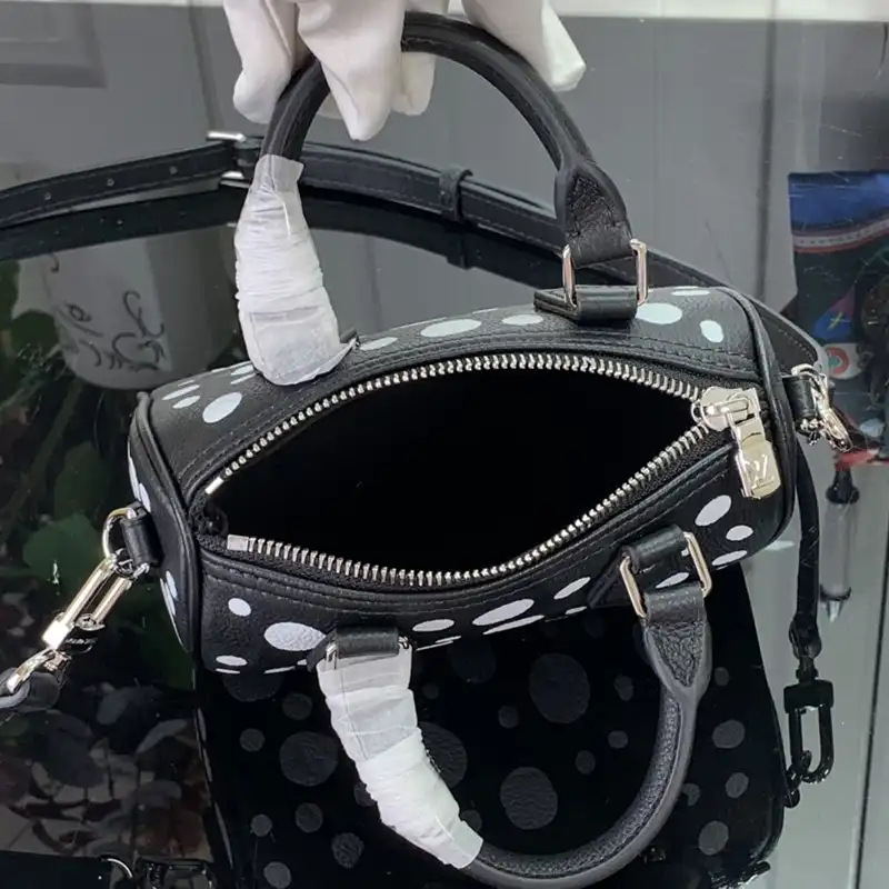 LV Bag 2304DJ0009