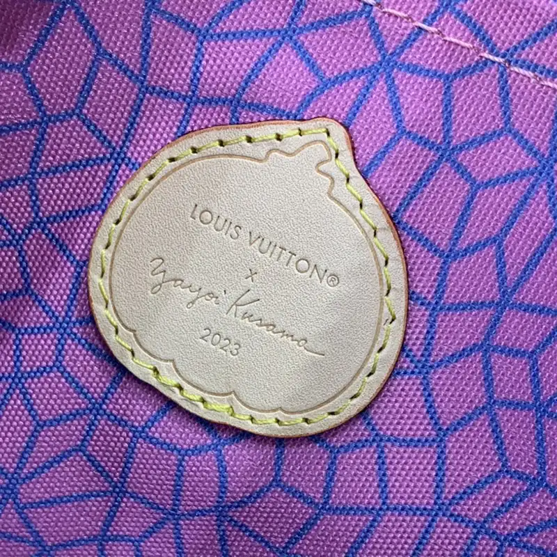 LV Bag 2304DJ0026