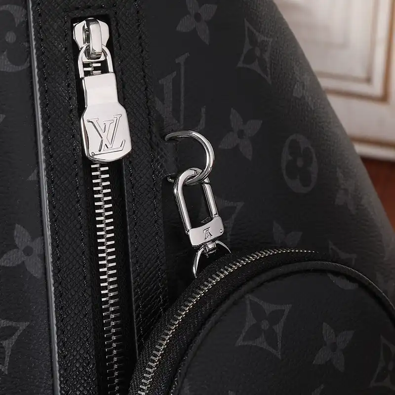 LV Bag 2304DJ0040