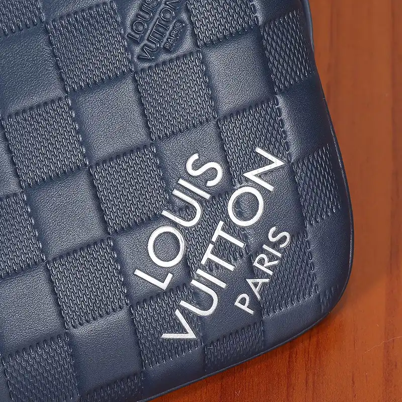 FASH LOUIS VUITTON Bag 2304DJ0042