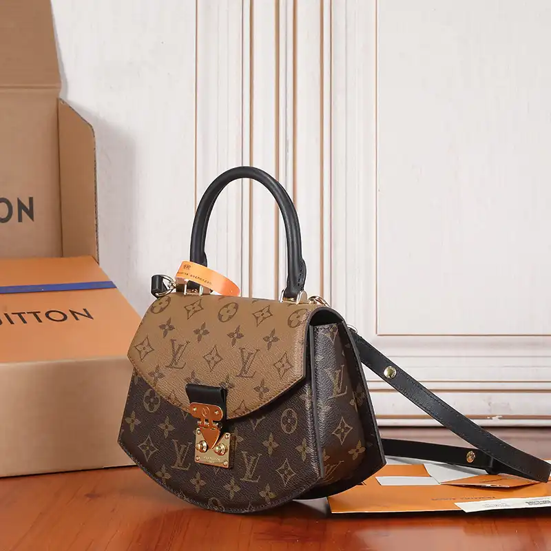 LV Bag 2304DJ0045