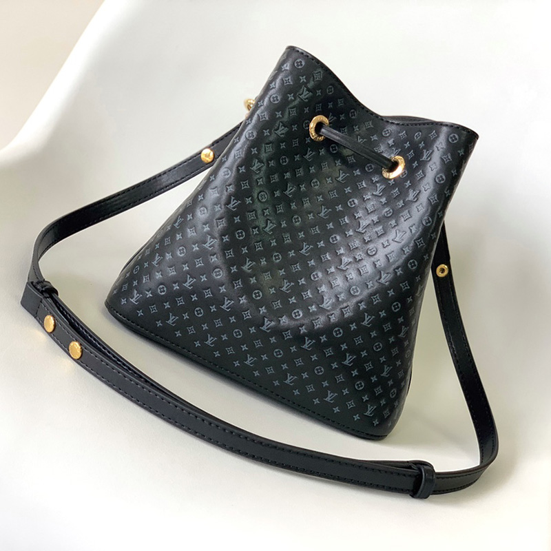 FASH LOUIS VUITTON Bag 2304DJ0048