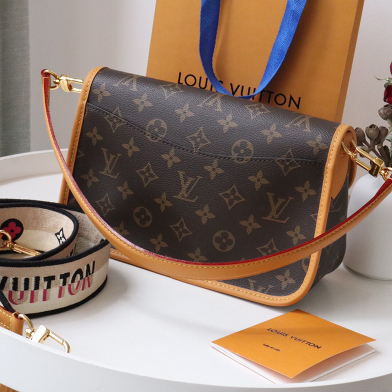 FASH LOUIS VUITTON Bag 2304DJ0049