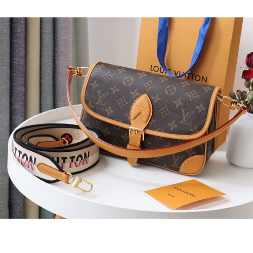 FASH LOUIS VUITTON Bag 2304DJ0049