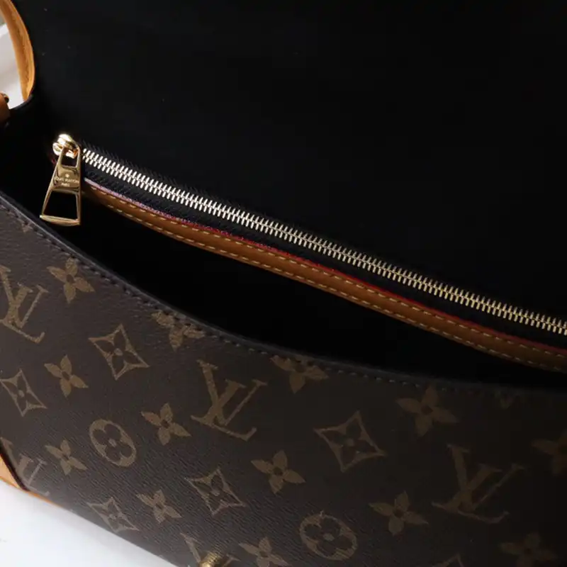 Fashionrepsfam ru LV Bag 2304DJ0049