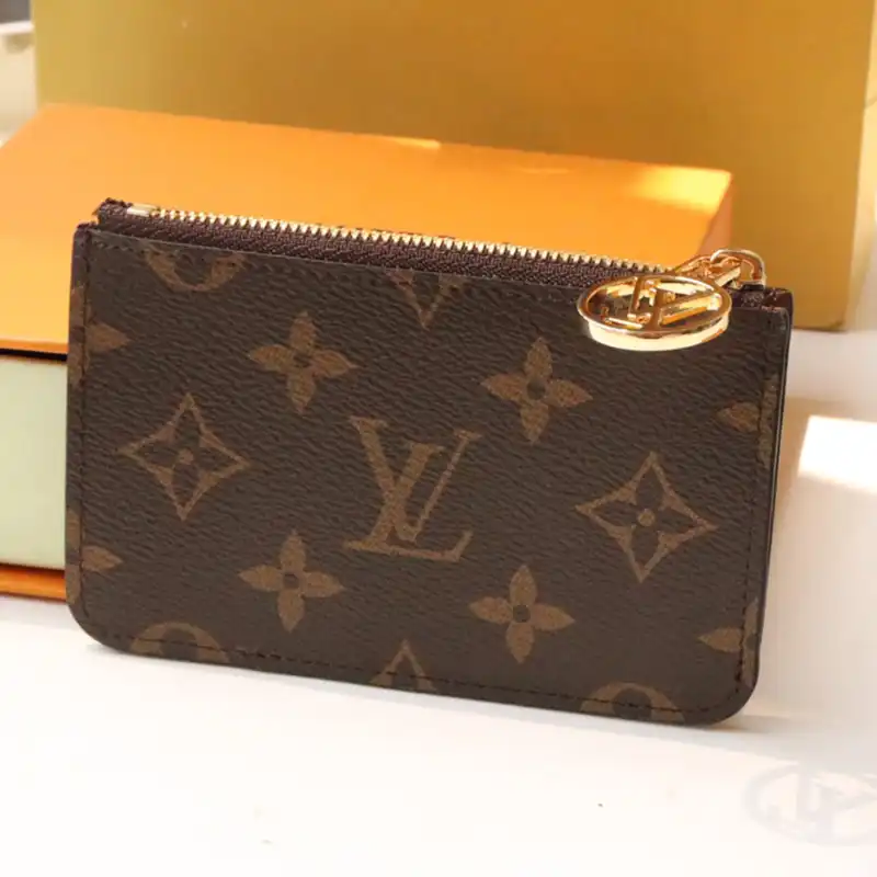 Fashionrepsfam ru LV Bag 2304DJ0064