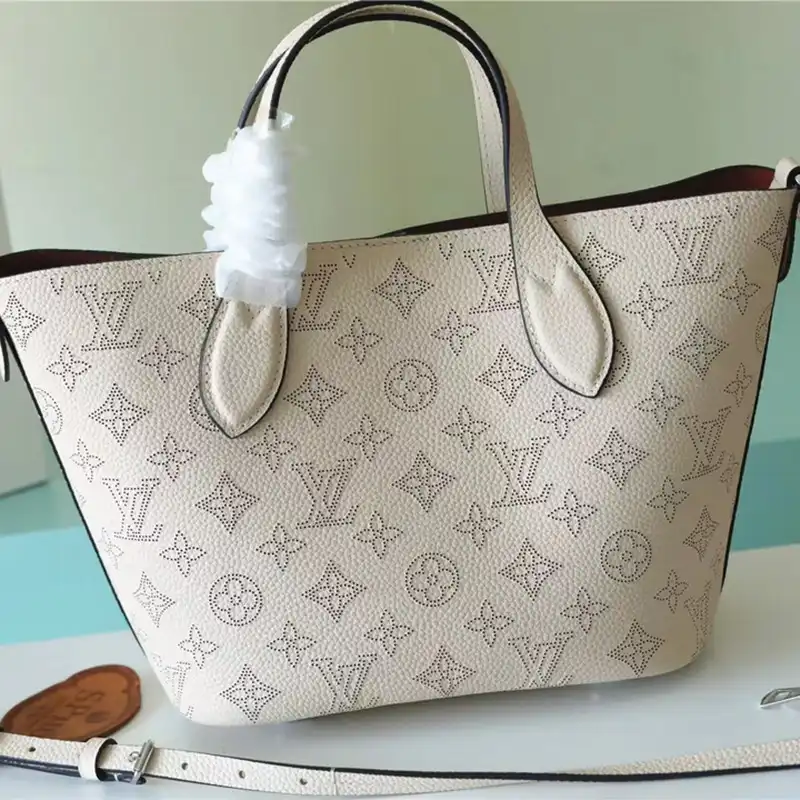 LV Bag 2304DJ0078