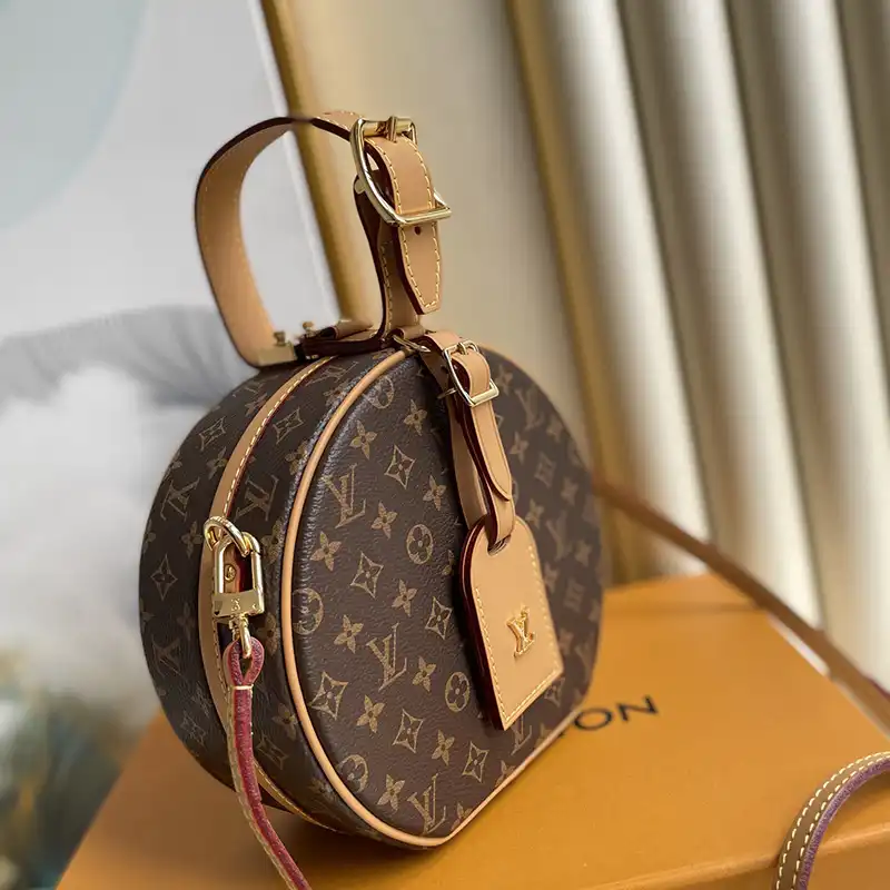 Fashionrepsfam ru LV Bag 2304DJ0081