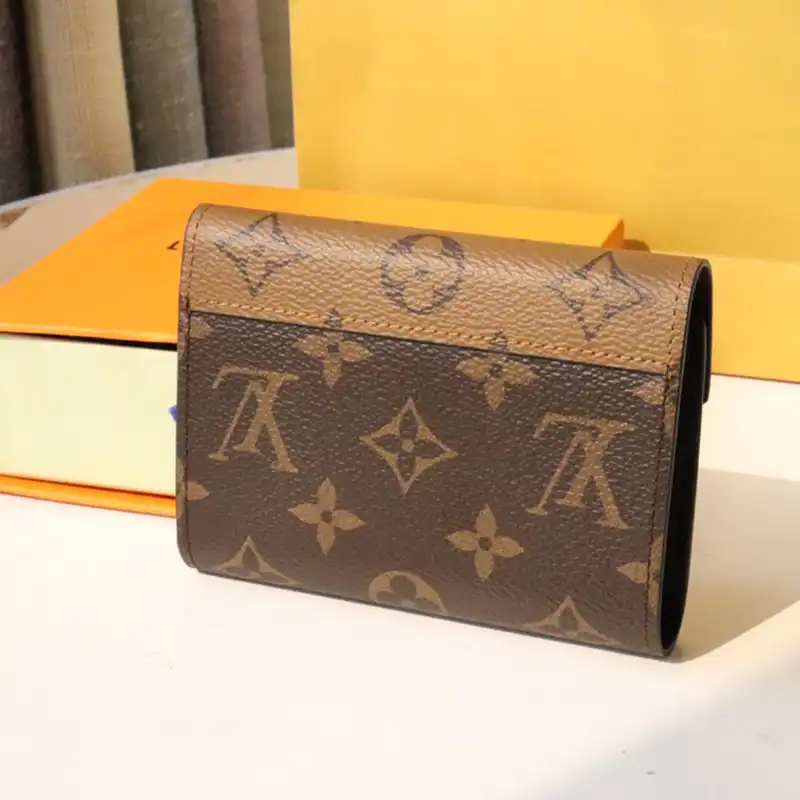 LV Bag 2304DJ0083