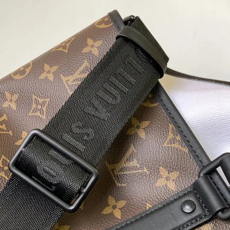 LV Bag 2304DJ0086