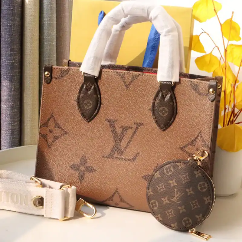 LV Bag 2304DJ0095