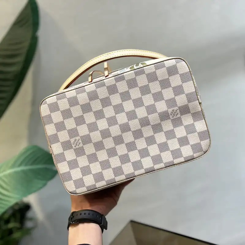 LV Bag 2304DJ0119