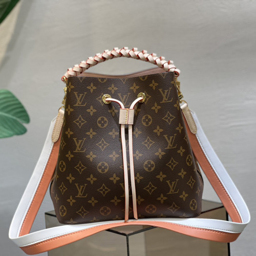 FASH LOUIS VUITTON Bag 2304DJ0121