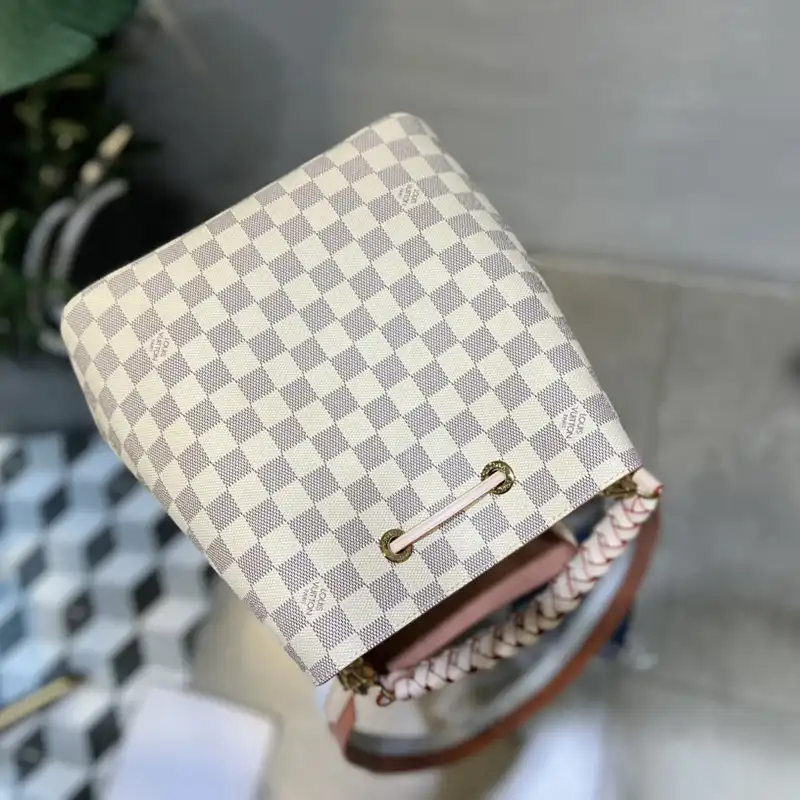 LV Bag 2304DJ0122